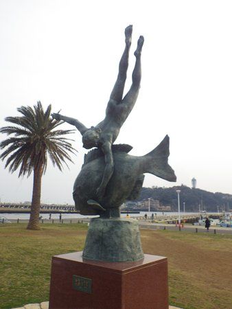 Umi no Uta Statue