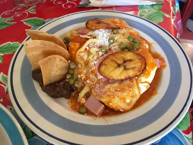 El Limoncito Breakfast