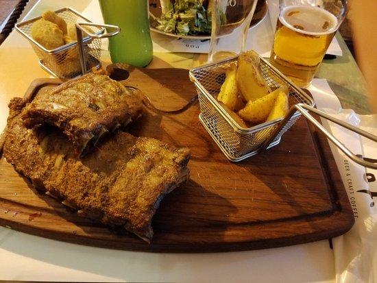 Kefi Pub