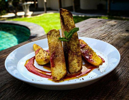 Bakung Beach Bar & Warung