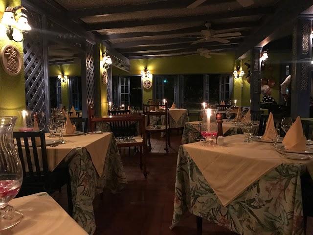 Le Bistro