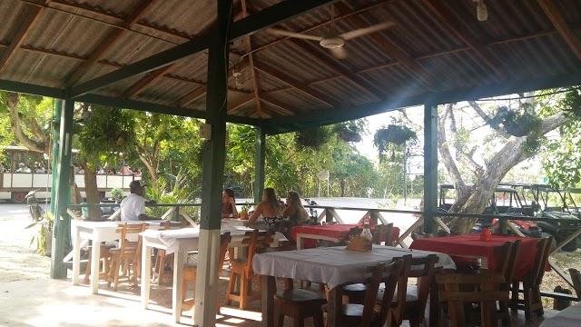 Restaurante West View