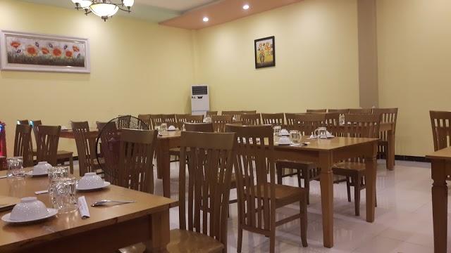 Nha Hang Song Xanh