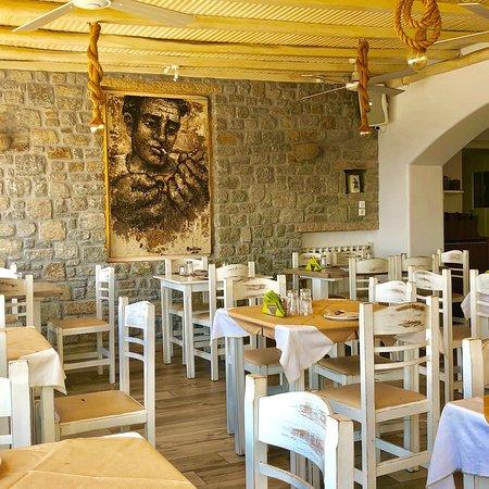Limnios Tavern