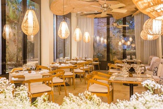 Alyzia Restaurant