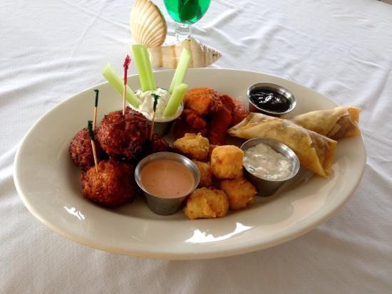 Rowdy Boys' Bar & Grill