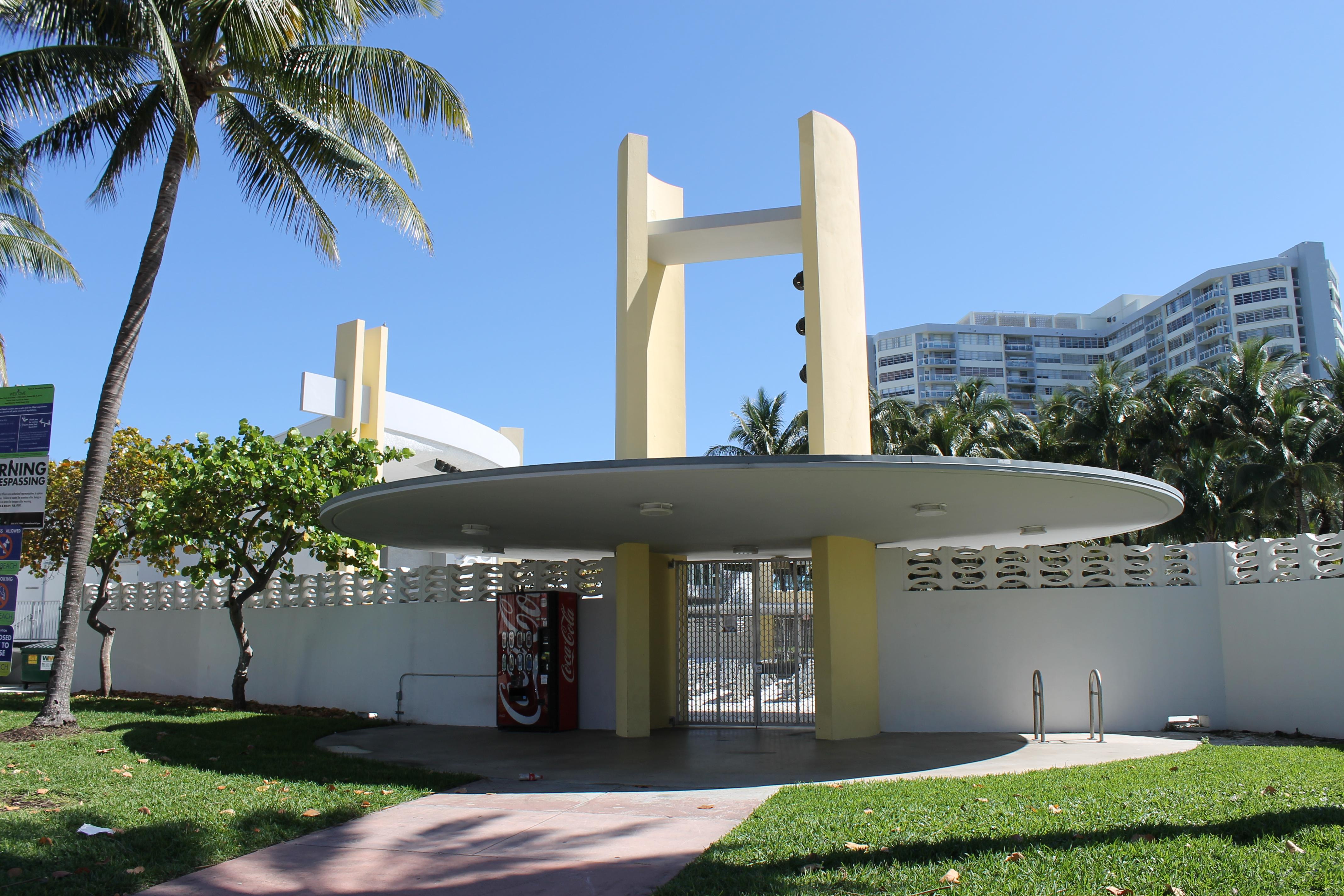 North Shore Park Bandshell