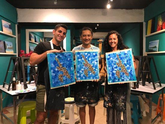 Phi Phi Paint Bar