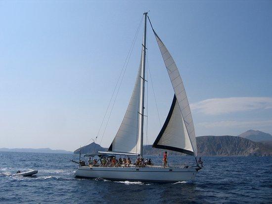 Eleni Sailboat Milos