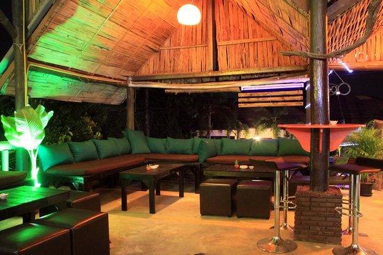 Boom Bar