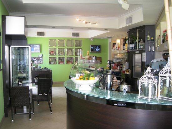 Urso Lounge Cafe