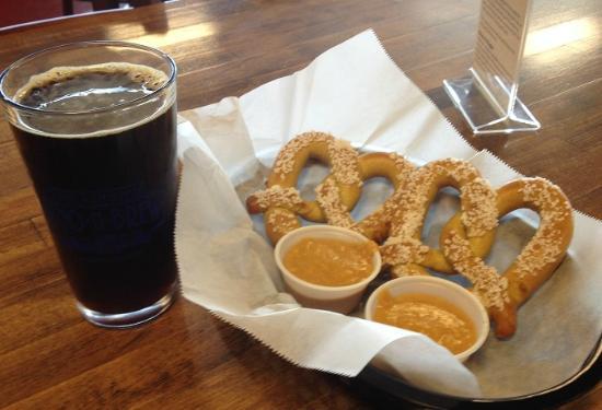 Keel & Curley's Vino-N-Brew