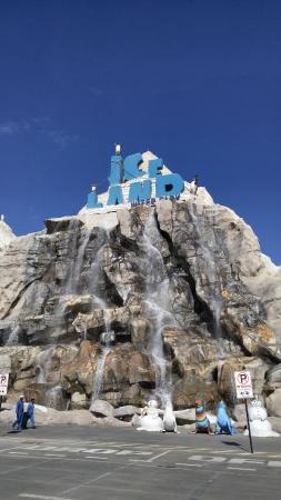 Ice Land Water Park
