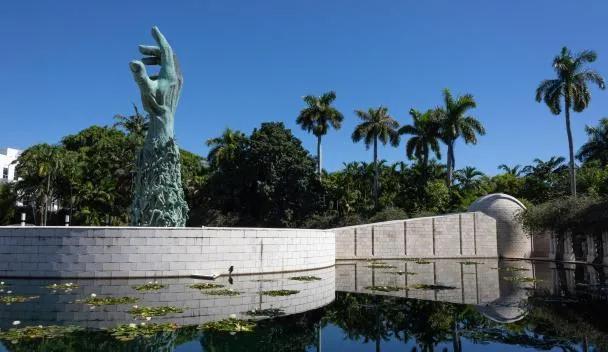 Holocaust Memorial