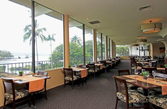 Queen's Court Restaurant