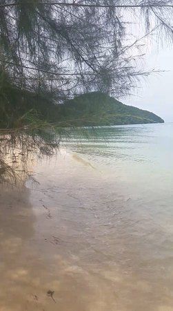 Loh Pared Bay Beach