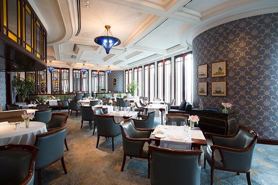 Lobster Bar and Grill