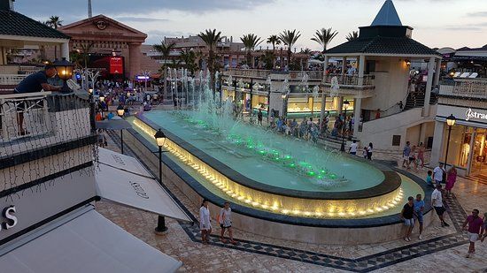 Light and Music Fountain