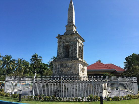 Lapulapu Monument