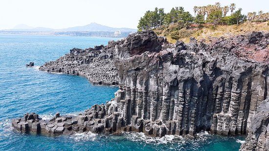 Daepo Haean Jusangjeolli Cliff