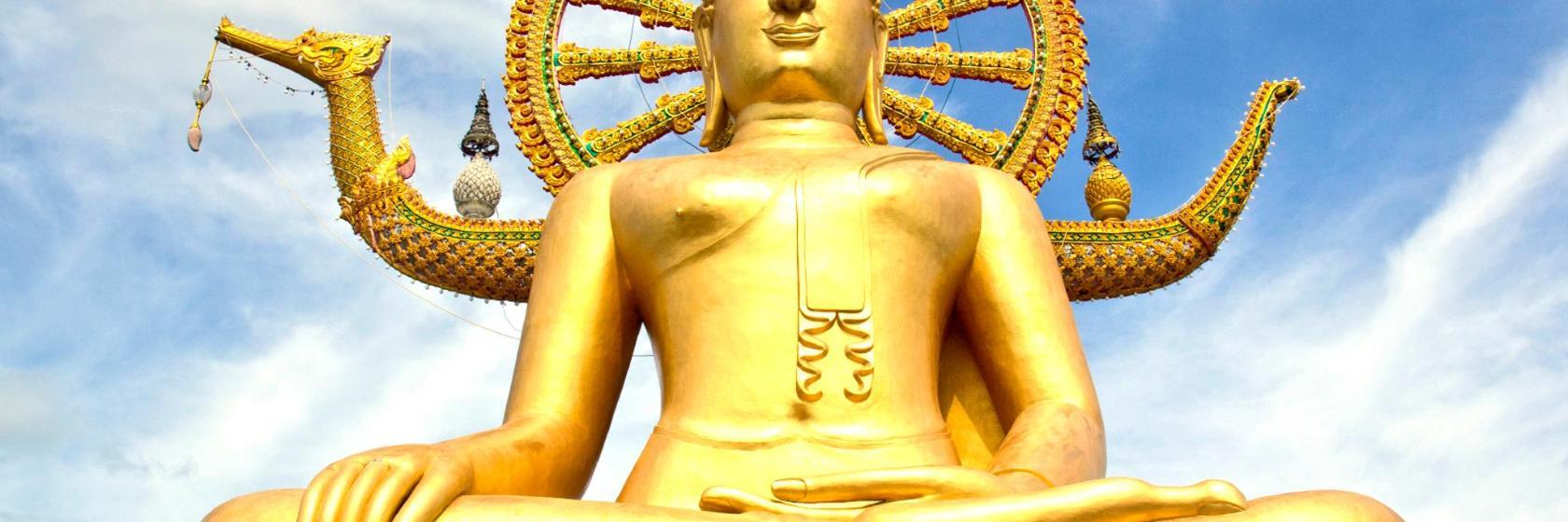 Temple Wat Phra Yai